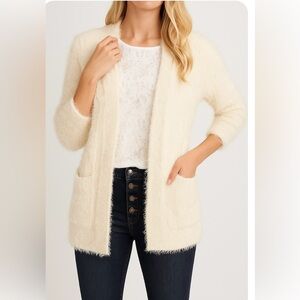Maurices Cream Fuzzy Open Front Cardigan size Medium with pockets